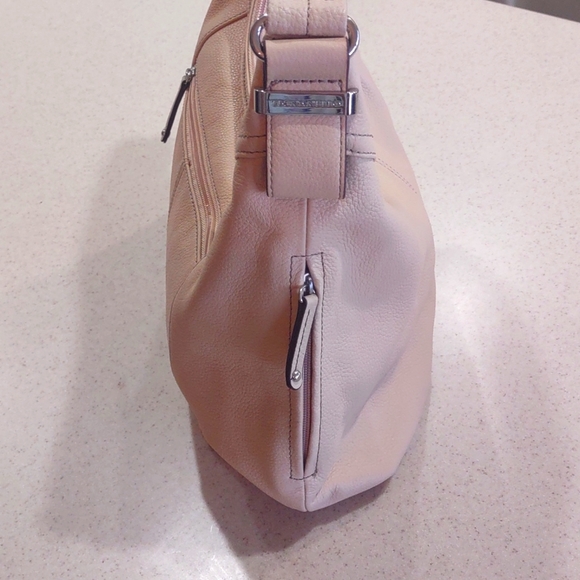 Tignanello Genuine Pebble Leather Shoulder Bag NWOT - Picture 3 of 16